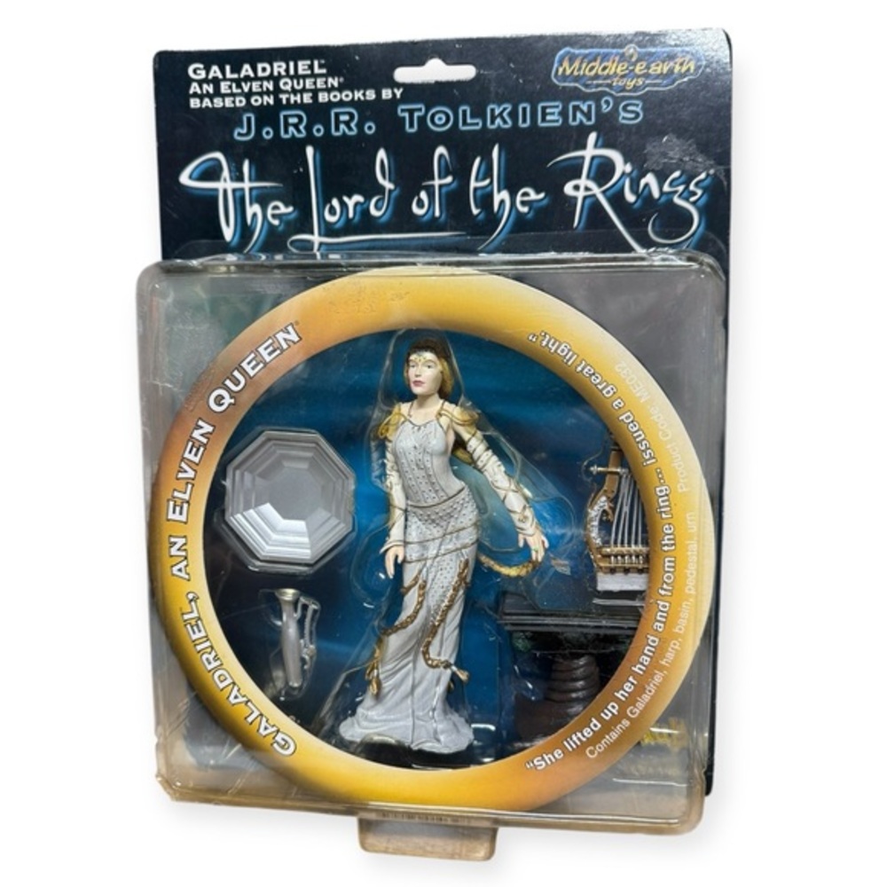 Galadriel Action Figure - White and Gold